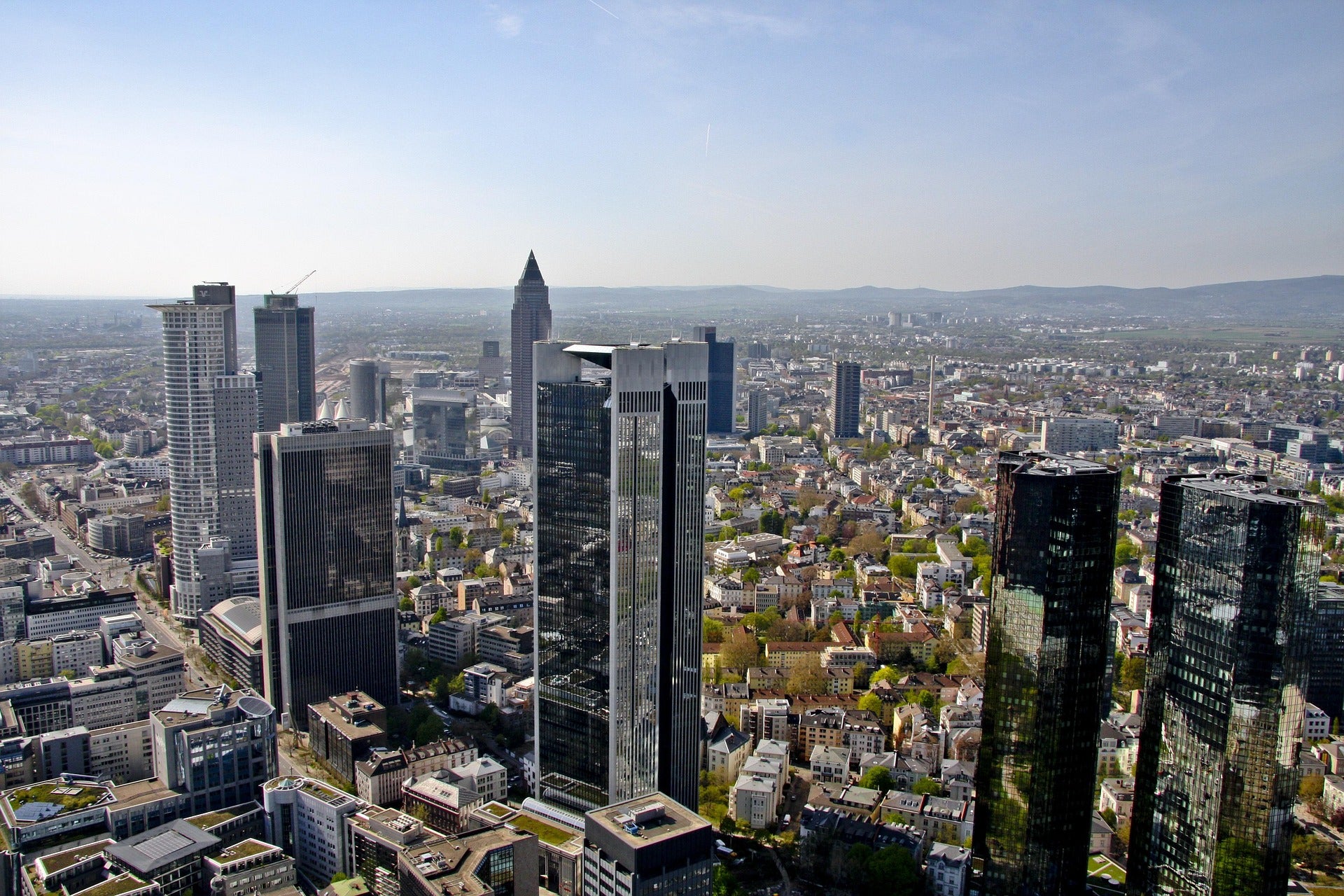 Skyline Frankfurt am Main – Finanzzentrum mit starkem Bedarf an Werbeartikeln und personalisiertem Firmenmerchandising