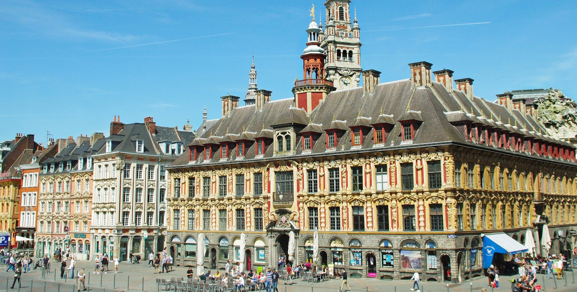 Centre-ville de Lille avec livraison rapide d’objets publicitaires pour entreprises, agences et universités dans le nord de la France.