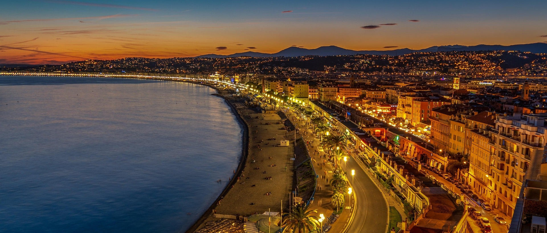 Promenade des Anglais à Nice, pour la fourniture de cadeaux d’affaires et d’articles publicitaires premium dans le secteur du luxe et de l’hôtellerie.